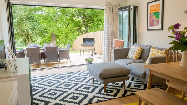 Dinning/Sitting Room with Bi-Folding doors