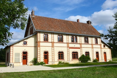 Casa rural muy grande para 14 personas, en el corazón de Touraine.