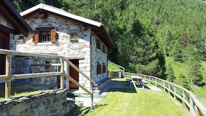 Enceinte de lâhĂ©bergement