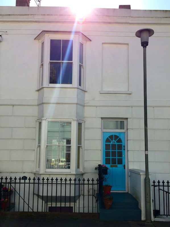 two storey apartment in 1850's Victorian terrace with own private entrance door
