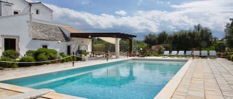 Historic Masseria with large swimming pool