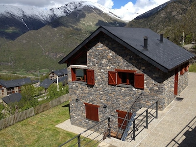 Semi-detached house in the charming town of Durro - Vall de Boí -