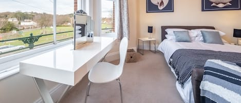 Lighthouse View, Cromer: Spacious, open-plan living with a view