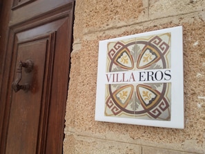 Villa Eros From The Street