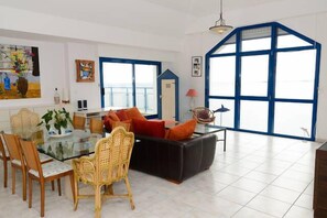 Combinaison living room,salle a manger.