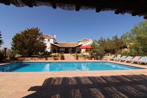  View with Pergola Shade