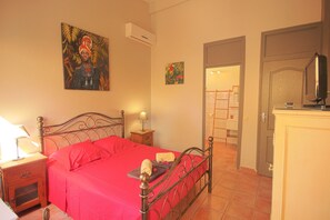 CHAMBRE 1 - LIT EN 140
