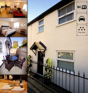 Knight Rest Cottage Conwy - 5-Sterne-Bewertungen Boutique Cottage (Parken & WLAN)