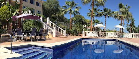 Villa Panorama, view from pool