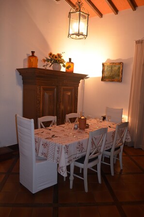 Open plan dining area