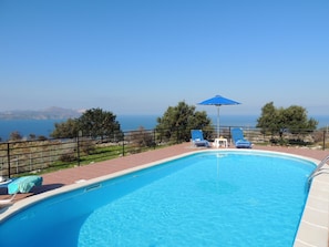 Villa Chris Pool and Sea View