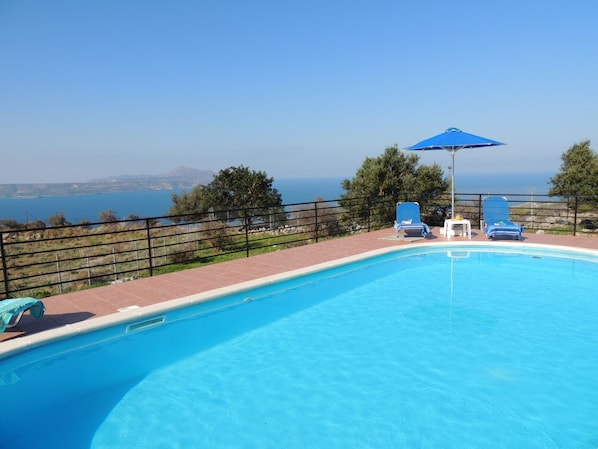 Chrisi Villa Private Pool with sea view north