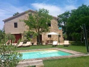 Garden and private pool