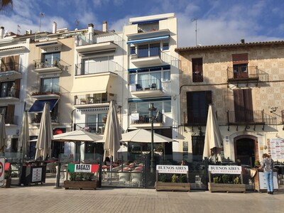 BEACH FRONT TOWN CENTRE - Apartment Alegria (Happy) 