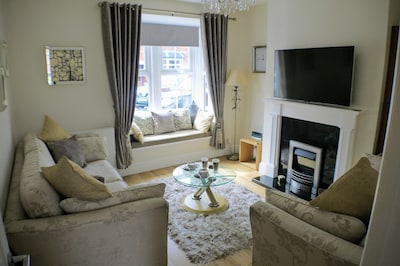 Luxury and comfort located 200 yards from Historic Cathedral Quarter of Lincoln