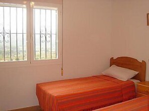 Twin bedded room