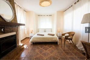 Villa Buenavista Malaga, Calle Guillermo Tell 16, Malaga - bedroom 1 gr. fl.