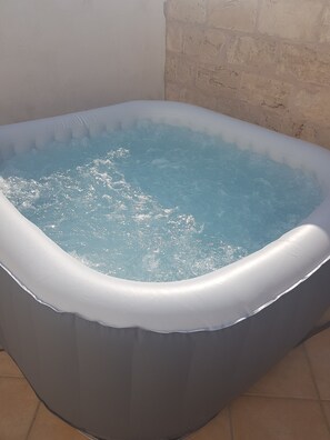 Bubbelpool utomhus