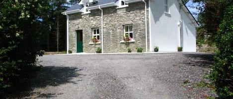 Feirm Traditional Cottage