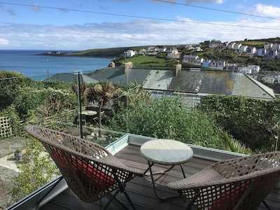 Winnie's View - Balcony, Sea Views, handy for Eden Project and Heligan Gardens