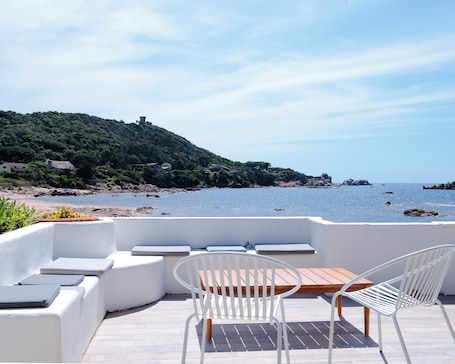 Terrasse vue Tour Isulella