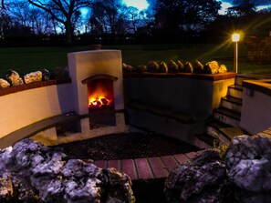 Gaze at the spiral edge of the galaxy as you enjoy night fires under clear skies