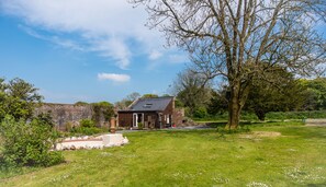 The Boiler House nestles against the Victorian Wall but enjoys modern facilities