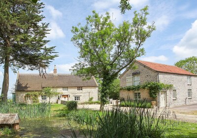 Cider House: Peaceful, rural on medieval farm in 8 acres of unspoilt countryside