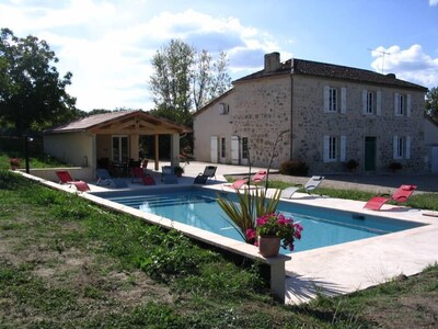 Restored 17th C manor house with new 10 x 5 pool - Sleeps 14