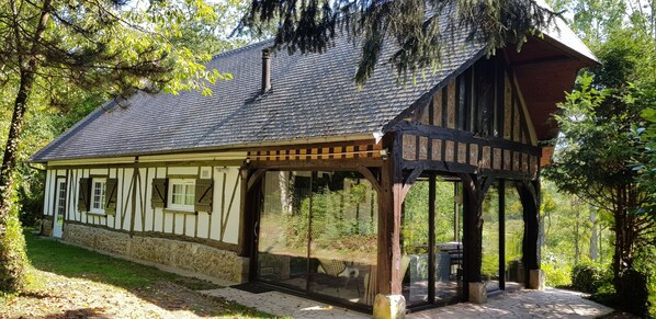 Exterior