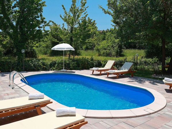 Holiday Home Swimming Pool