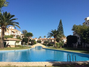 La isla pool