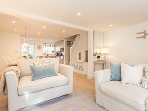 Open plan coastal decor 