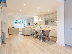 Coastal open plan living 