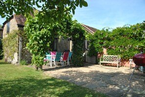 Patio ideal for al fresco dining