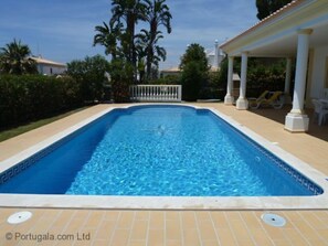 Saltwater Pool with walk in steps 9 x 4.5 metres, with depths from 1.16 to 1.82 metres. With optional pool water heating.