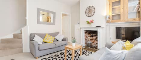 sitting room Pilgrims Way Cottage