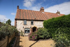 No. 33 Cottage 1, Thornham