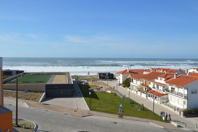 In der Nähe von Nazare Big Waves Surf - Free WiFi