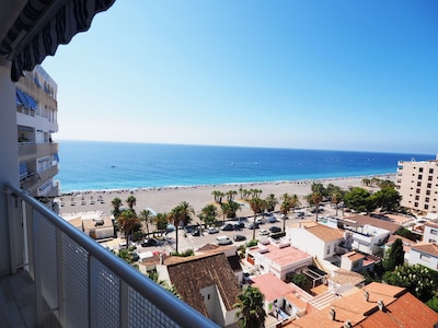 Apartamento precioso en 1a línea de playa!