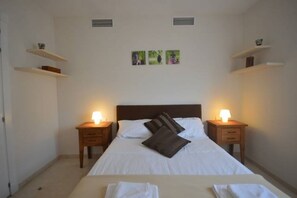 Dbl Bedroom 2