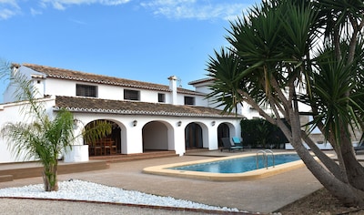 Villa La Jovada (Vila Ferienwohnungen)