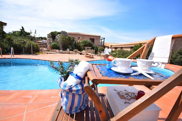 Charming villa with private pool and a beautiful terrace with sea view in Costa Paradiso.