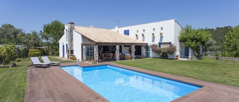 Casa / Jardin / Piscina