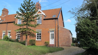 Meadow View ist ein sehr komfortables Cottage mit einem großen Garten.