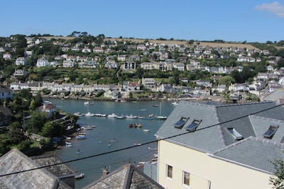  House with Stunning Estuary Views in Noss and Newton. Coastal walks, Great Pubs