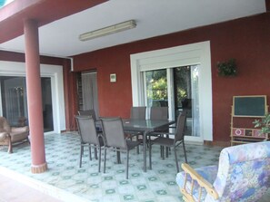 Terrace/patio