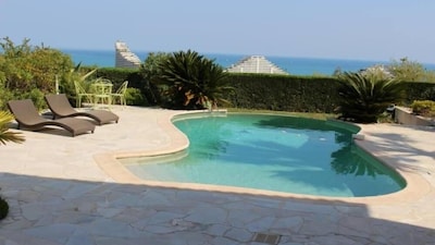 Villa with stunning views and private pool in secured area