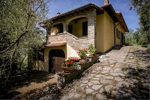 Esterni