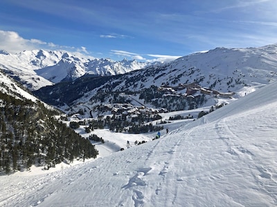 Luxury ski-in, ski-out apartment in Les Arcs 1950, sleeping up to 10